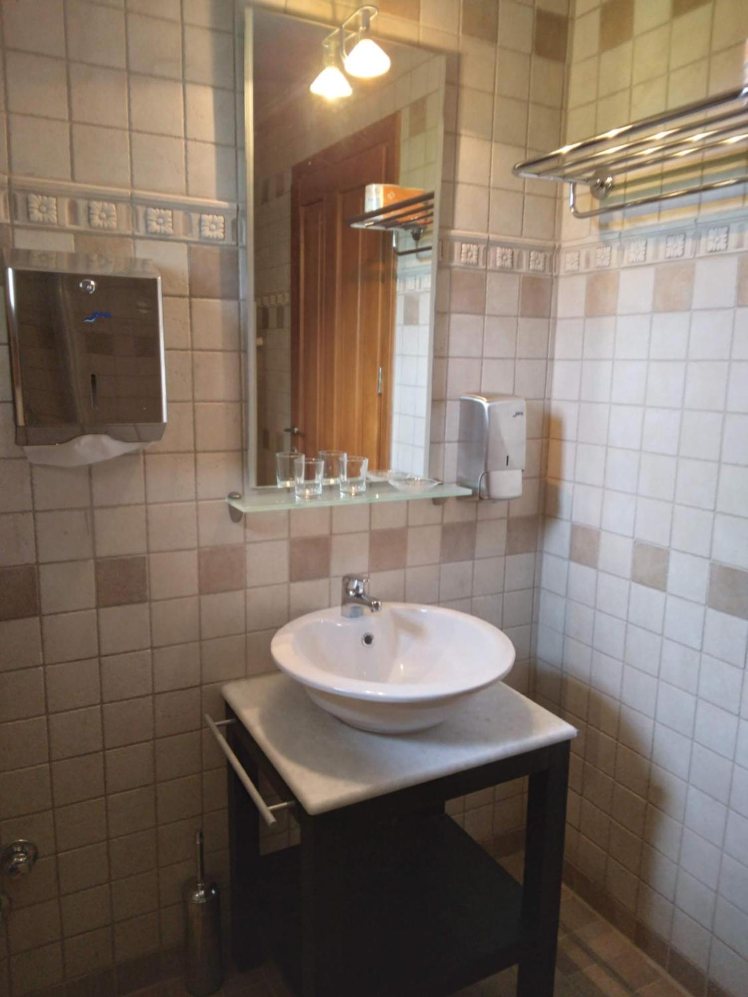Xenios Petritis Apartment Livadeia Luaran gambar